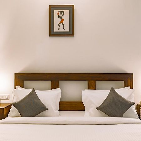 Hotel Narendra Central Muvattupuzha Dış mekan fotoğraf