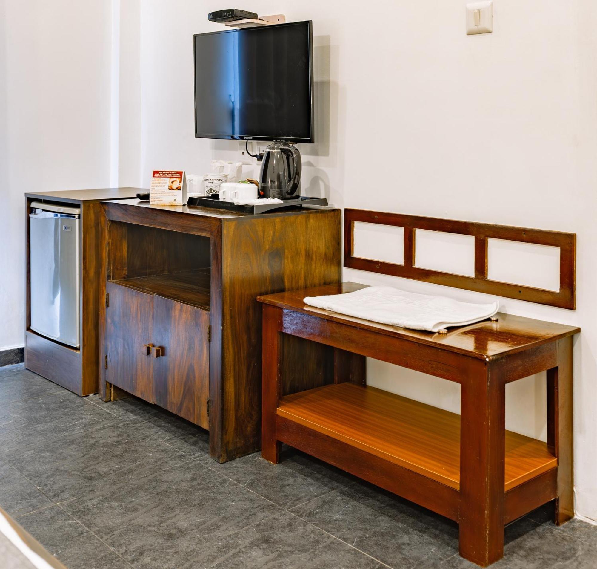 Hotel Narendra Central Muvattupuzha Dış mekan fotoğraf
