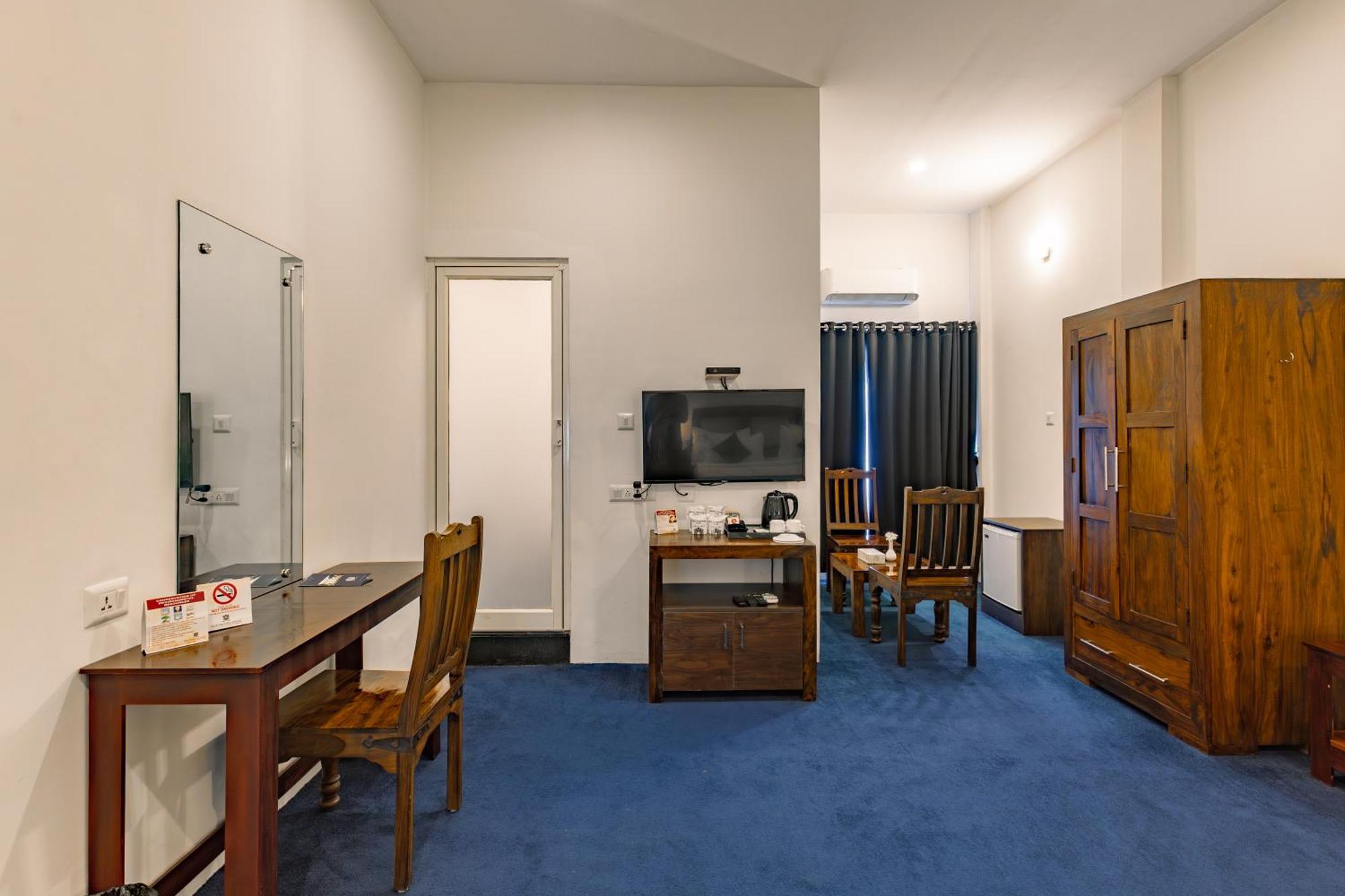 Hotel Narendra Central Muvattupuzha Dış mekan fotoğraf