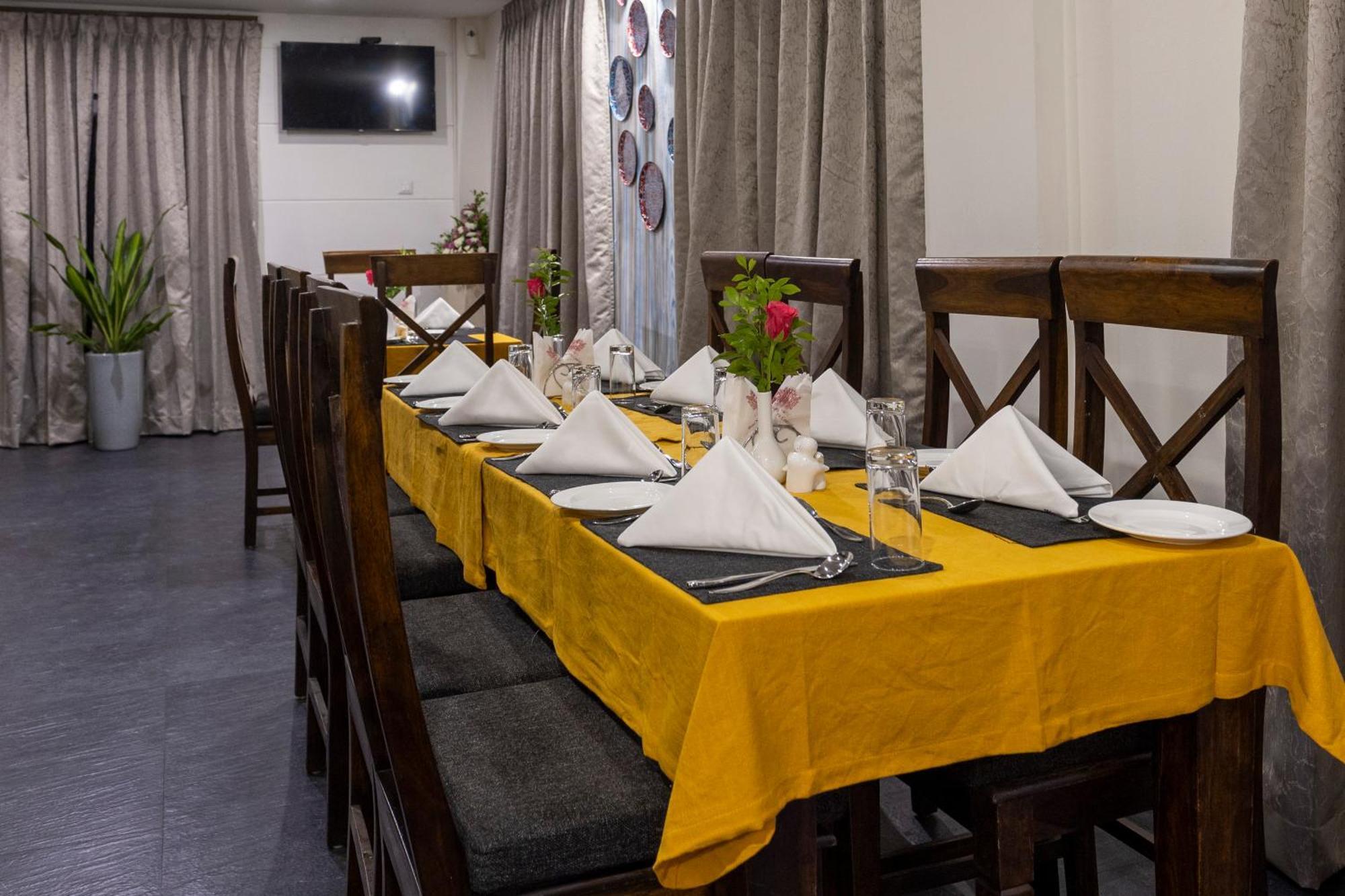Hotel Narendra Central Muvattupuzha Dış mekan fotoğraf