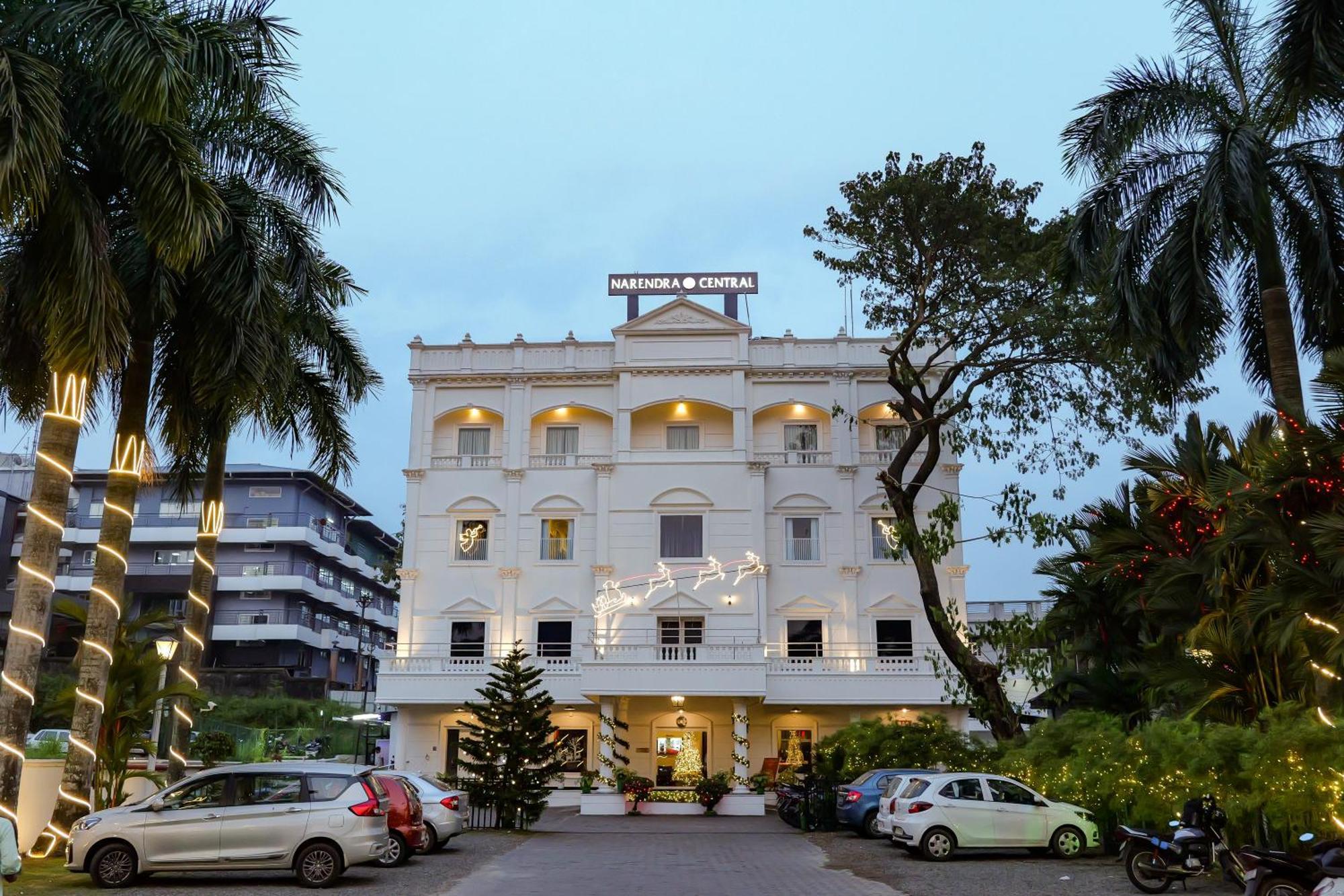 Hotel Narendra Central Muvattupuzha Dış mekan fotoğraf
